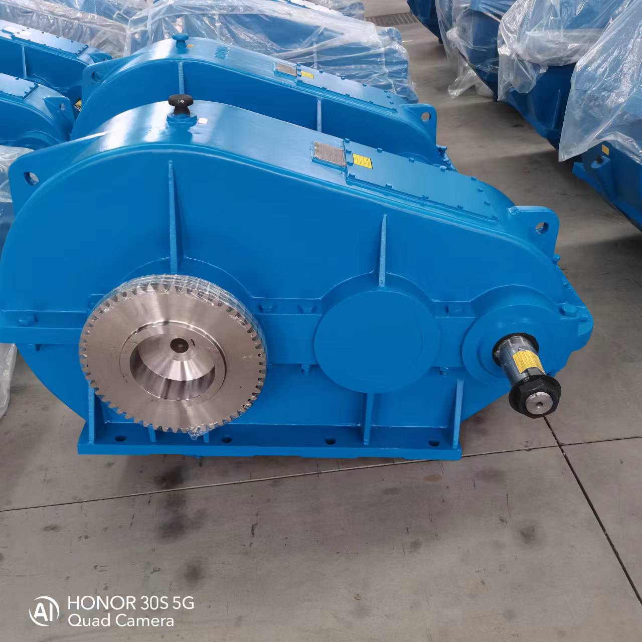 泰隆ZDH卧式软齿面齿轮减速器 3 泰隆ZDH卧式软齿面齿轮减速器 3